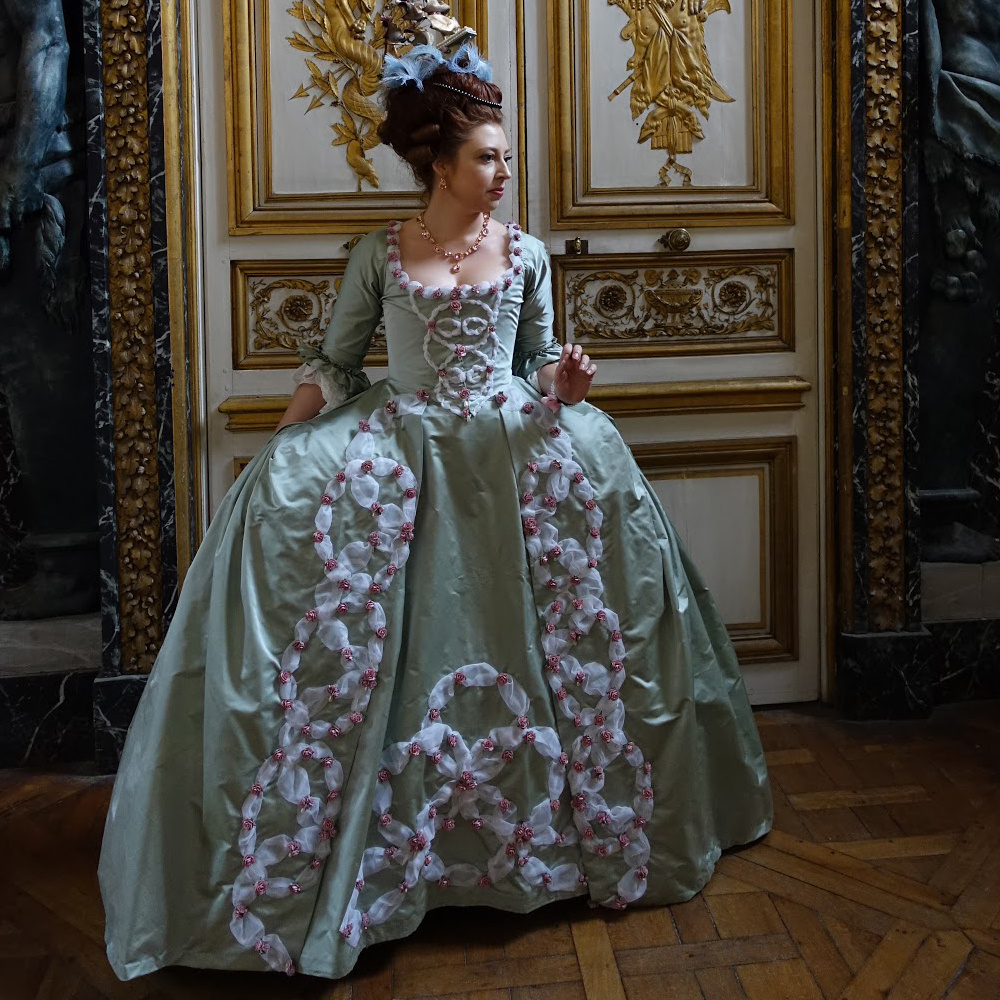 Robe A La Francaise Rococo 18t - Evening Gown recension och pris